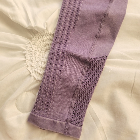 FABLETICS Sync Seamless High-Waisted 7/8 Legging. NWT IN PKG VIOLETA - Picture 8 of 9